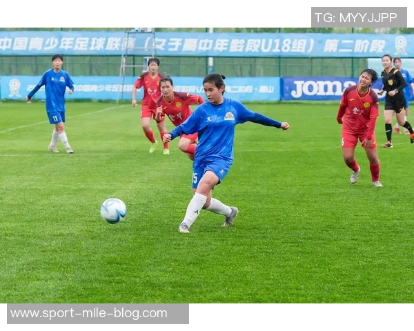 中国足球2025年展望：青训成关键突破口依旧面临挑战与机遇